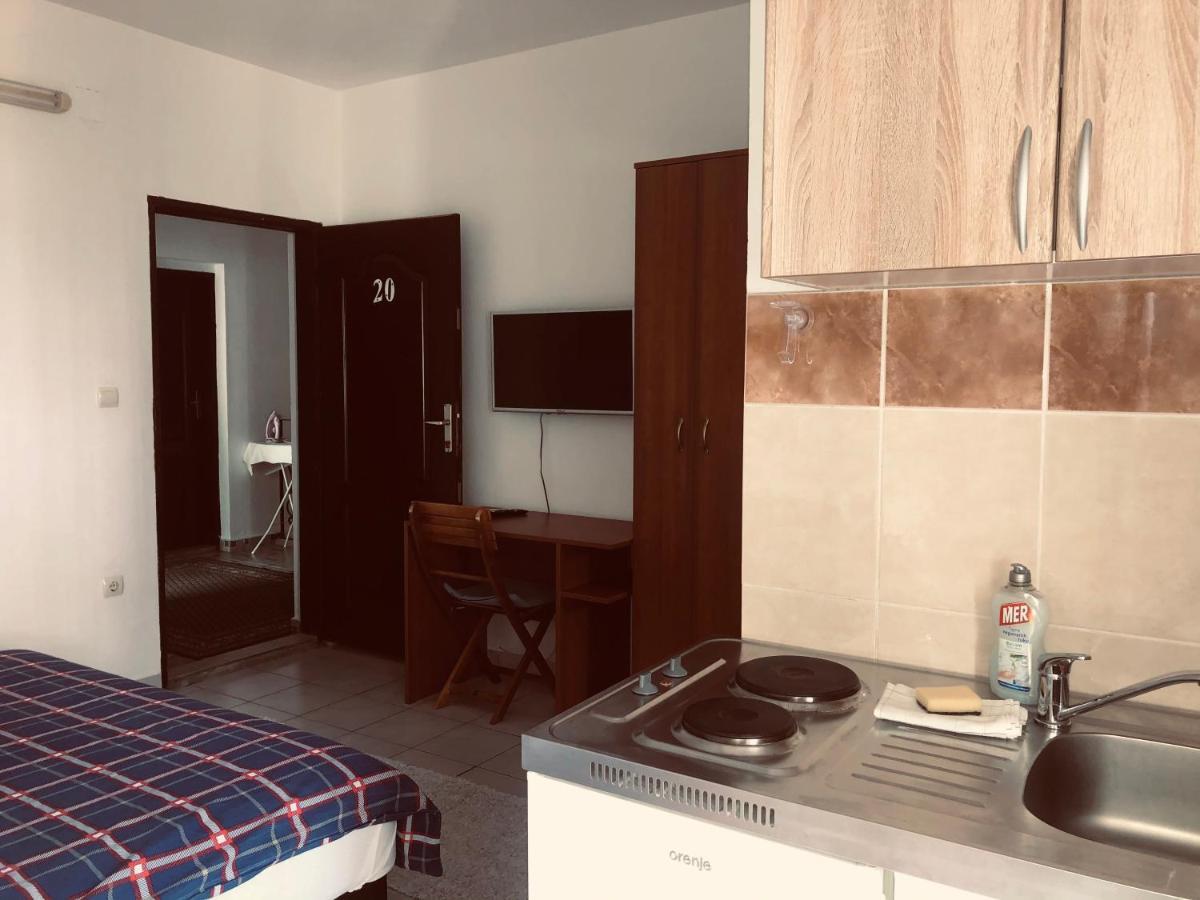 Studio Apartmani Lemon Budva Buitenkant foto