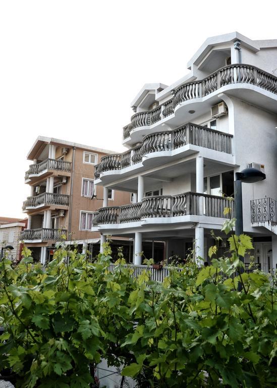 Studio Apartmani Lemon Budva Buitenkant foto