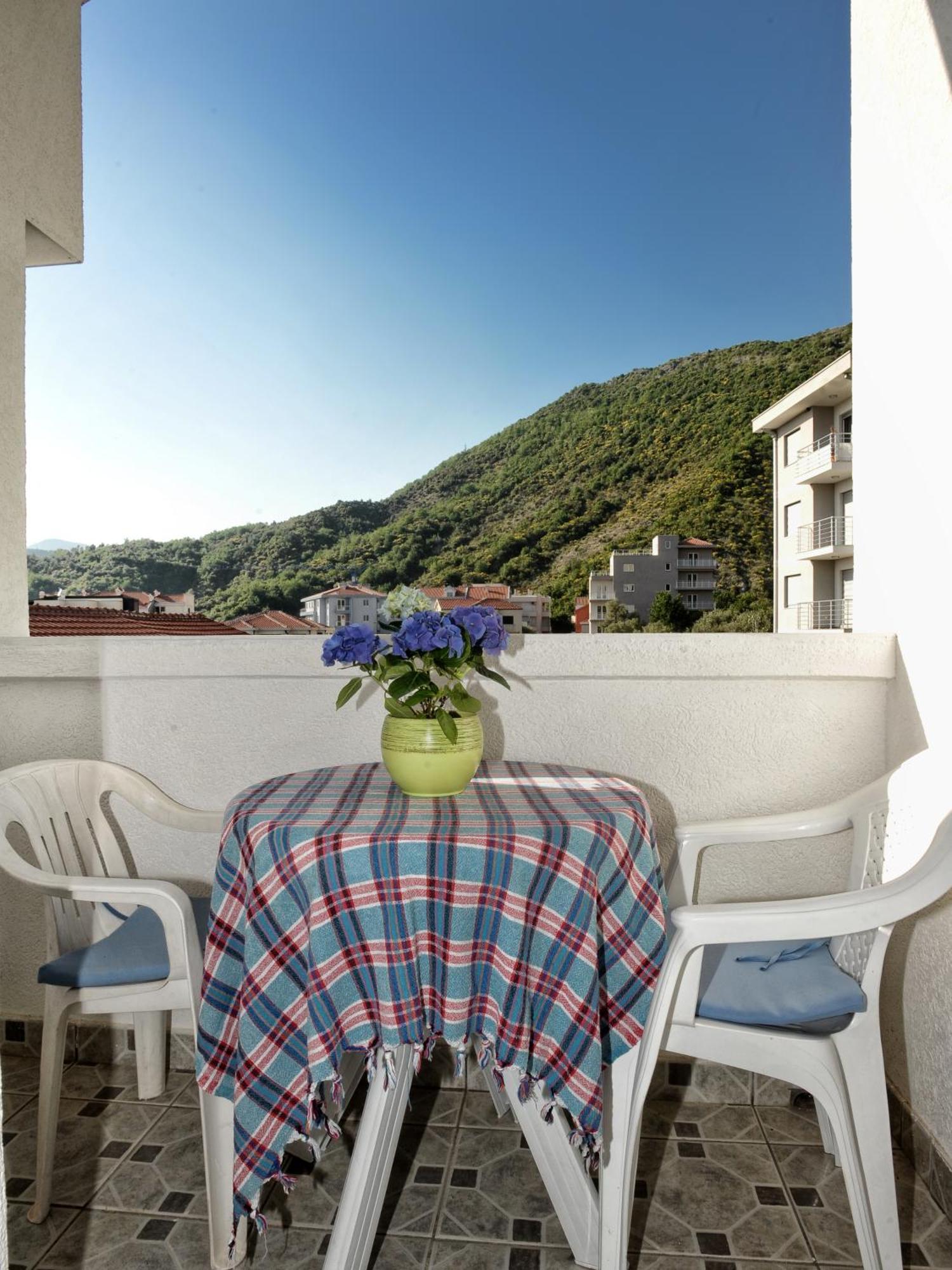 Studio Apartmani Lemon Budva Kamer foto