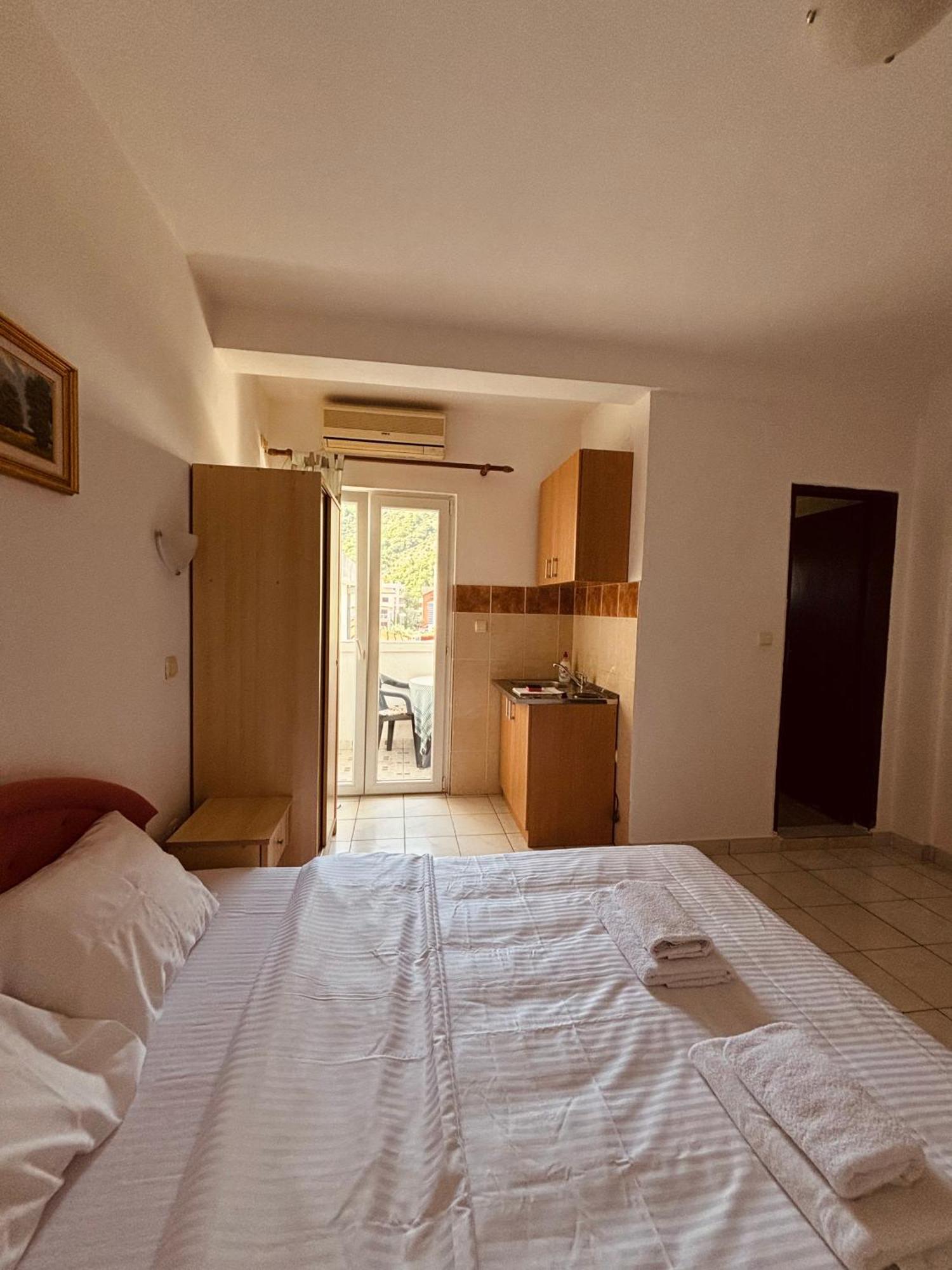Studio Apartmani Lemon Budva Buitenkant foto