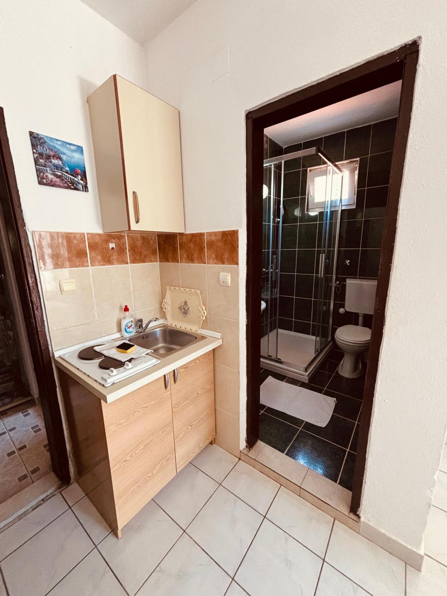 Studio Apartmani Lemon Budva Buitenkant foto